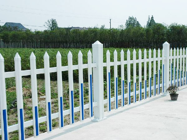 pvc护栏